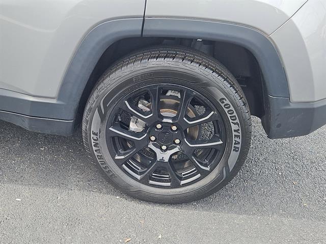 2022 Jeep Compass Altitude photo 3