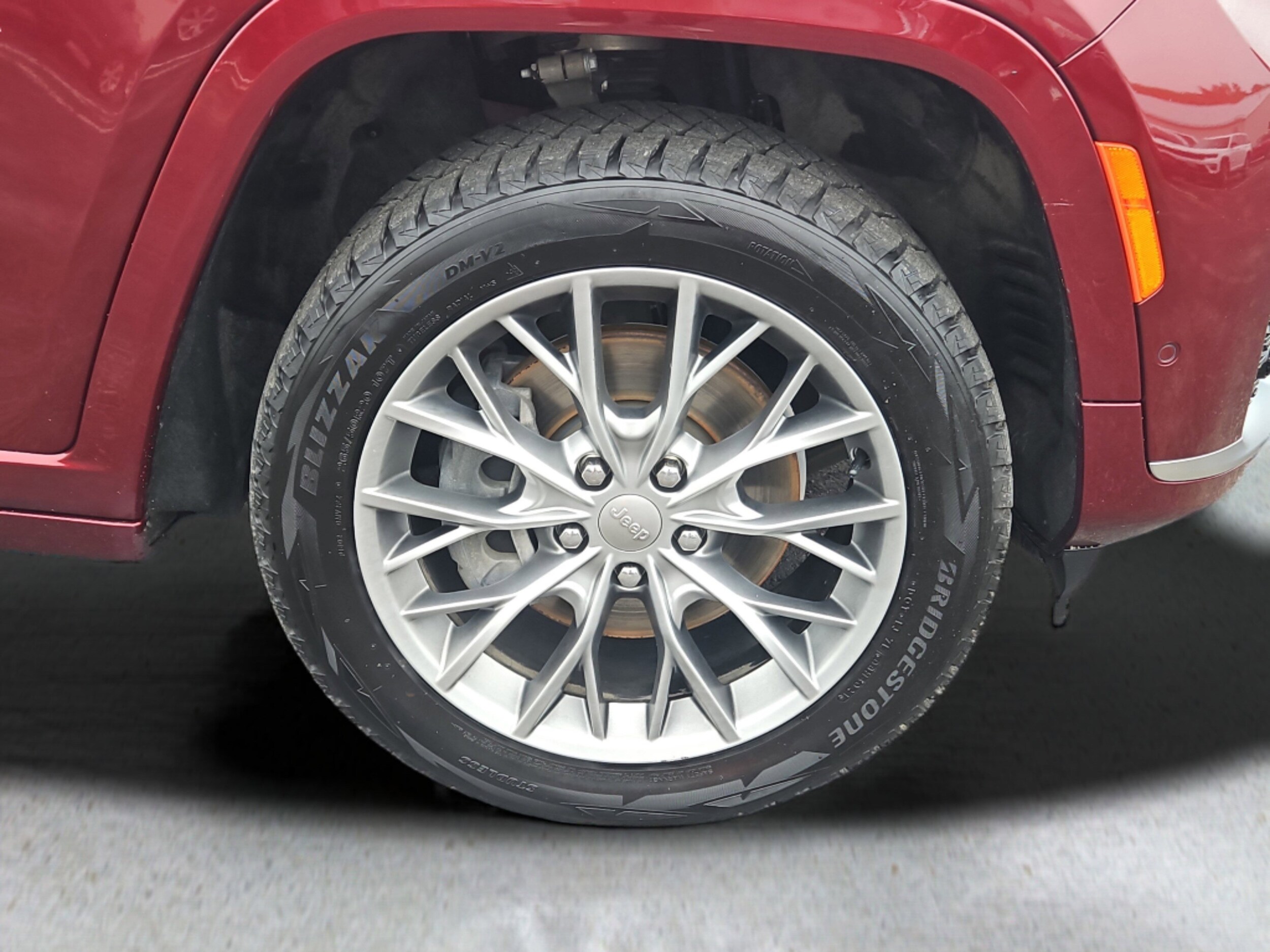 2022 Jeep Grand Cherokee L Summit photo 4