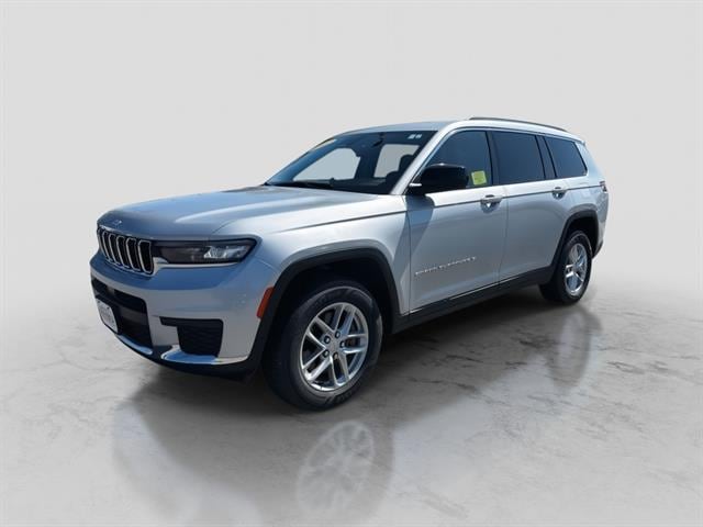 2021 Jeep Grand Cherokee L Laredo's photo