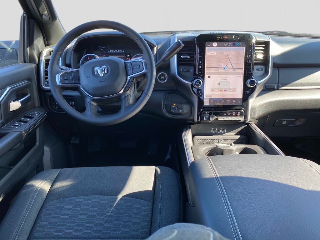 2026 RAM 2500 Big Horn - Photo 8