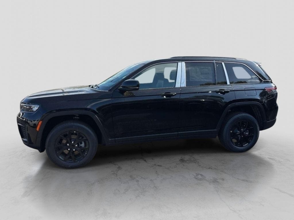 New 2026 Jeep Grand Cherokee LAREDO ALTITUDE 4X4 Sport Utility