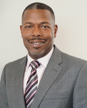 Staff member Solomon Reddix from ID_83f09e190feb