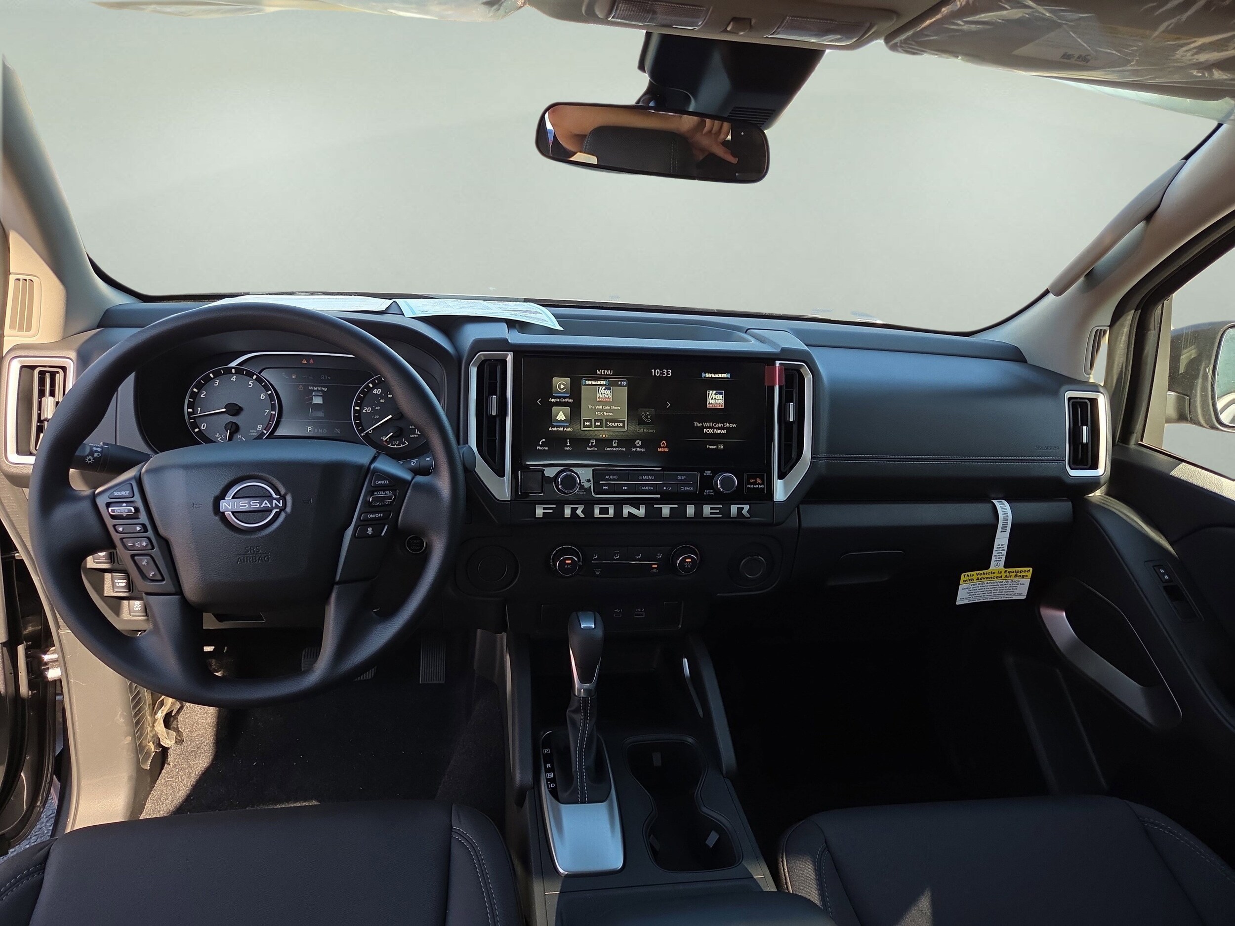 2025 Nissan Frontier King Cab SV photo 2