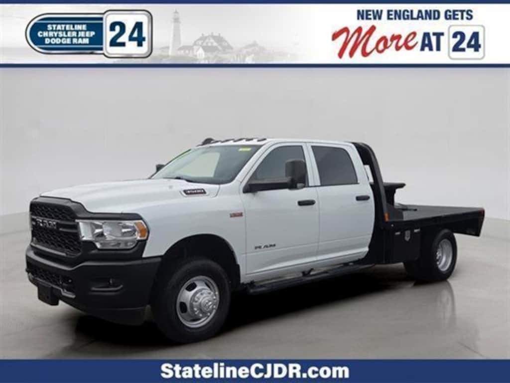 Used 2022 Ram 3500 Chassis Cab Tradesman Tradesman 4WD Crew Cab 60 CA 172.4 WB