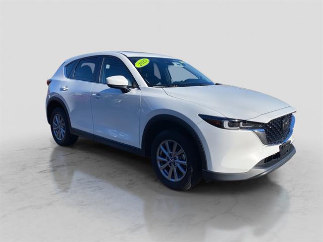 2023 Mazda CX-5 S Preferred package's photo