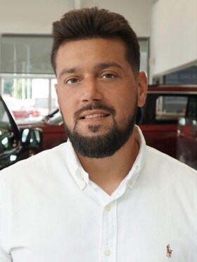 Staff member Mark Alfonso from ID_bef84bd1b88b