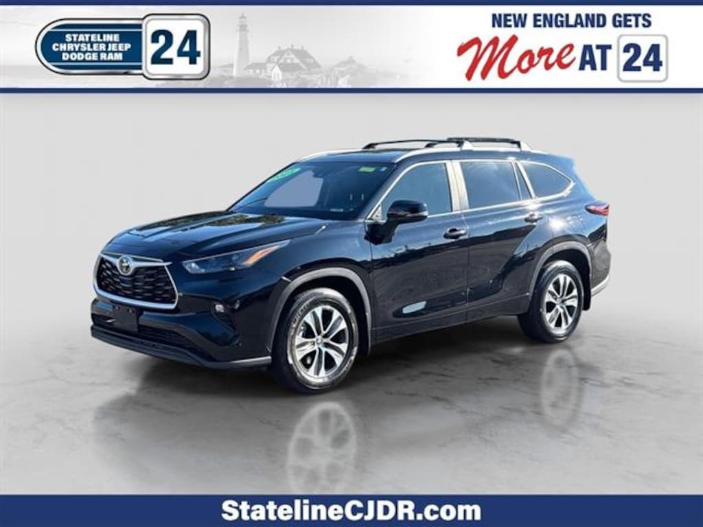 Used 2025 Toyota Highlander LE