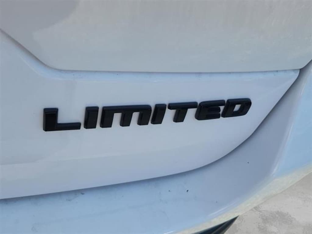 Used 2025 Jeep Grand Cherokee Limited Sport Utility