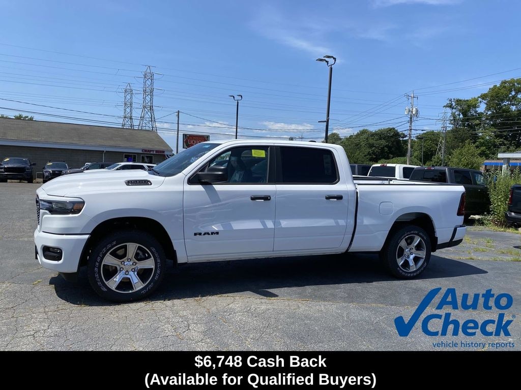 New 2026 Ram 1500 EXPRESS CREW CAB 4X4 6'4 BOX Pickup