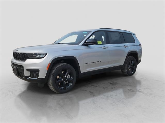 2025 Jeep Grand Cherokee L Altitude's photo