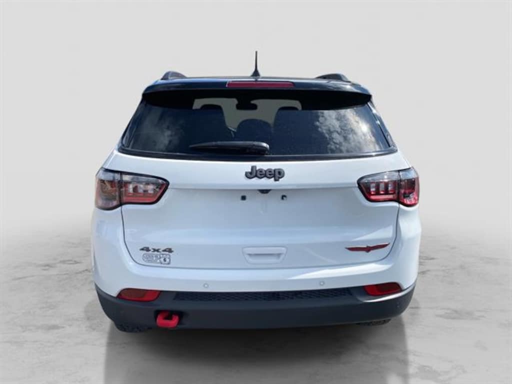 Used 2024 Jeep Compass Trailhawk