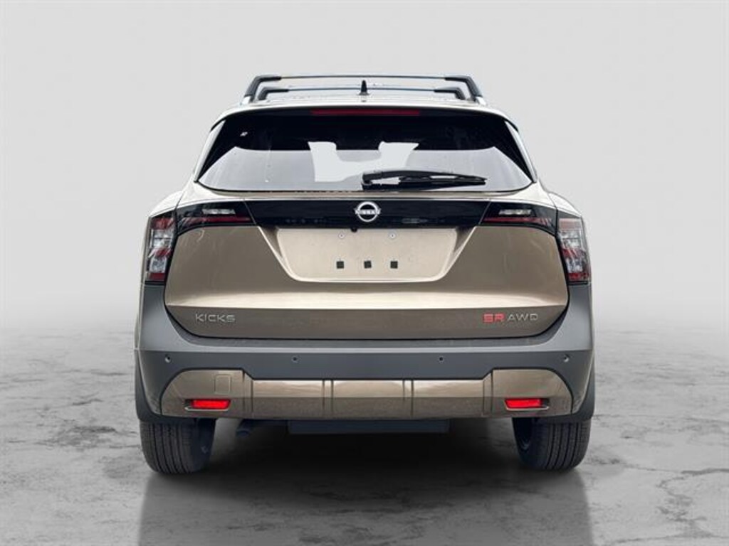 New 2026 Nissan Kicks SR SUV