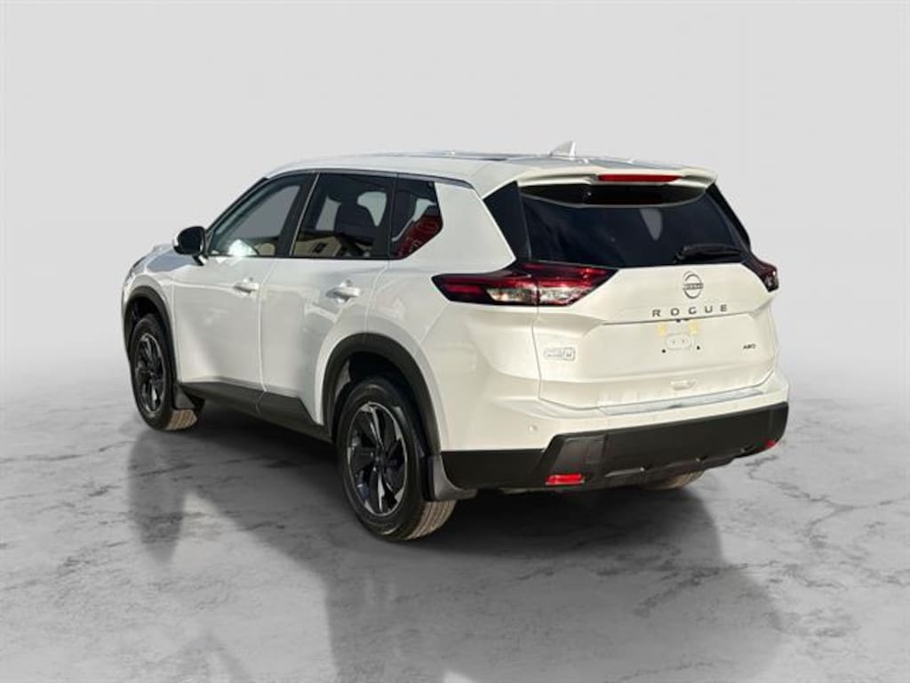 Used 2026 Nissan Rogue SV