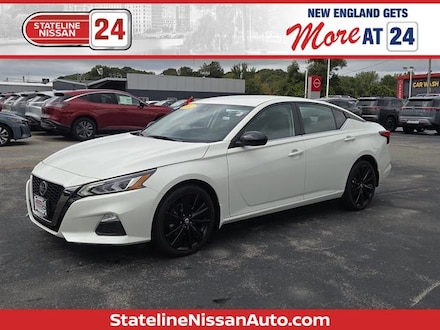 2022 Nissan Altima 2.5 SR Sedan