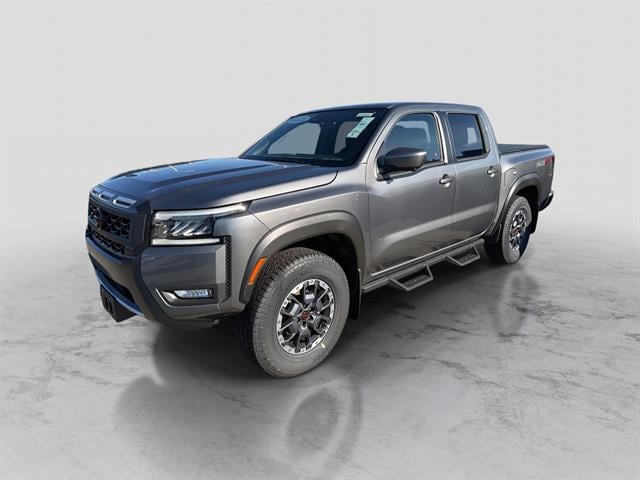 2026 Nissan Frontier PRO-4X's photo