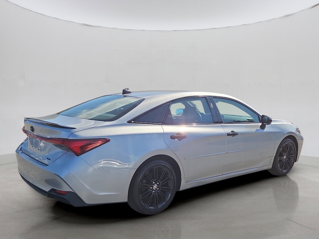 Used 2022 Toyota Avalon Hybrid XSE Nightshade Hybrid XSE Nightshade FWD