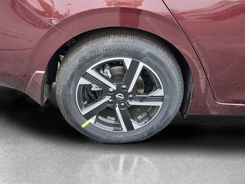 New 2025 Nissan Sentra SV Sedan