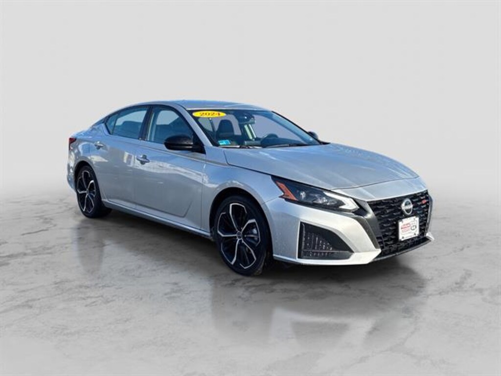 Certified 2024 Nissan Altima 2.5 SR