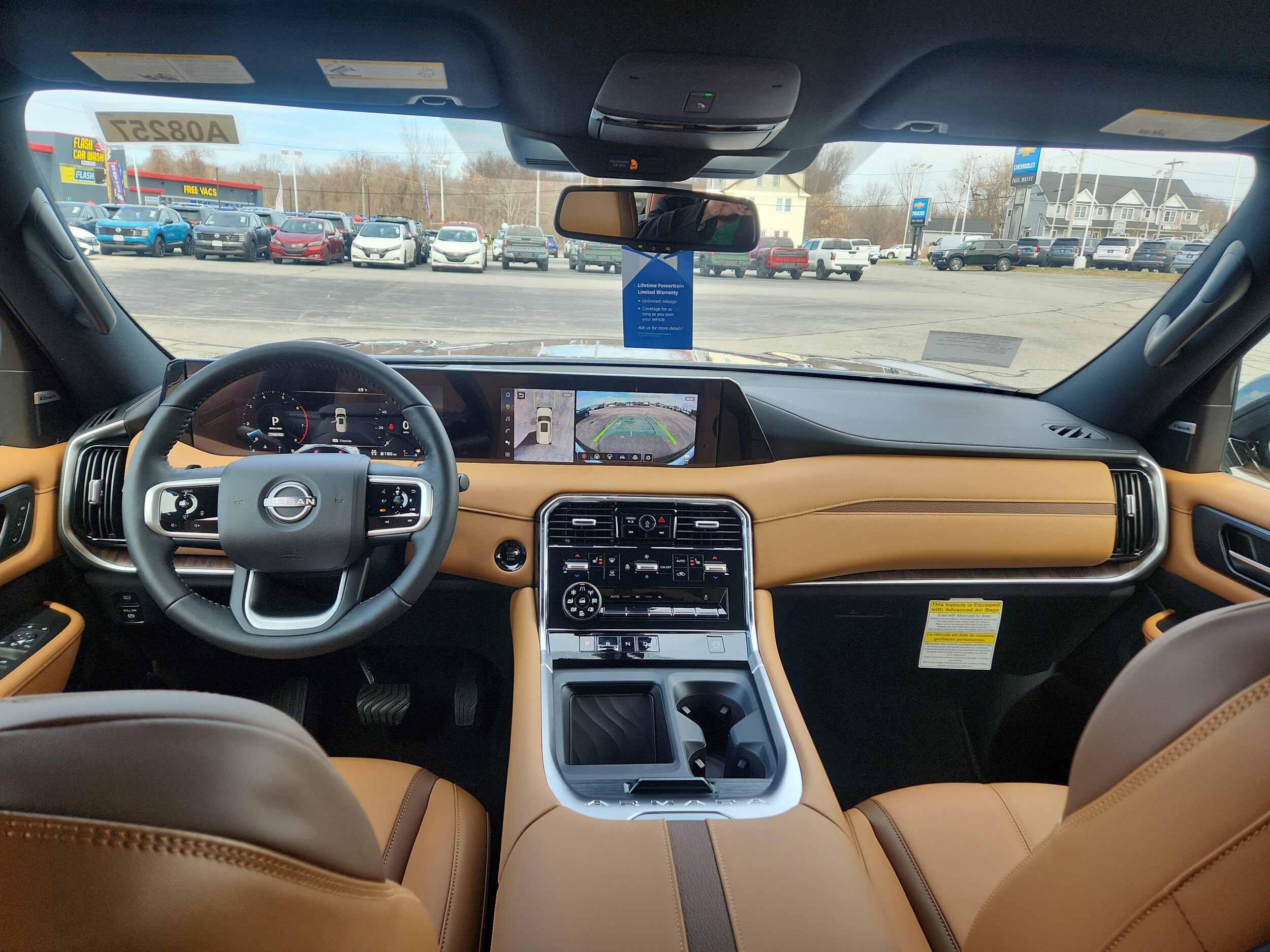 2025 Nissan Armada SL photo 2