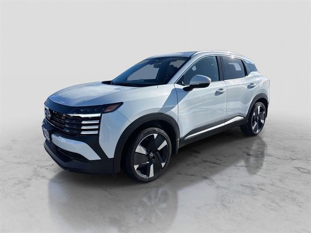 2025 Nissan Kicks SR AWD