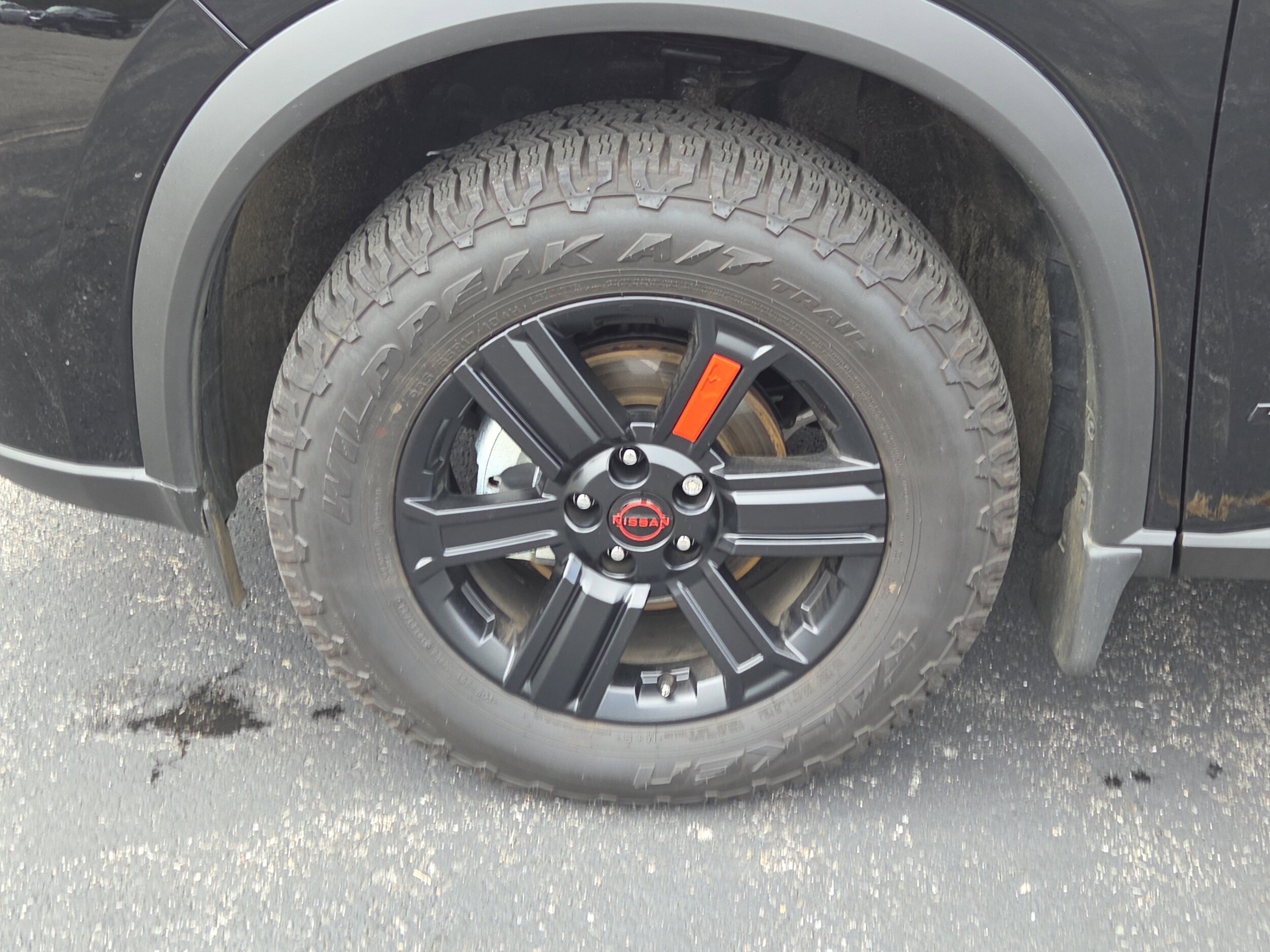 2025 Nissan Rogue AWD photo 2