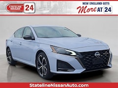 2025 Nissan Altima SR Sedan