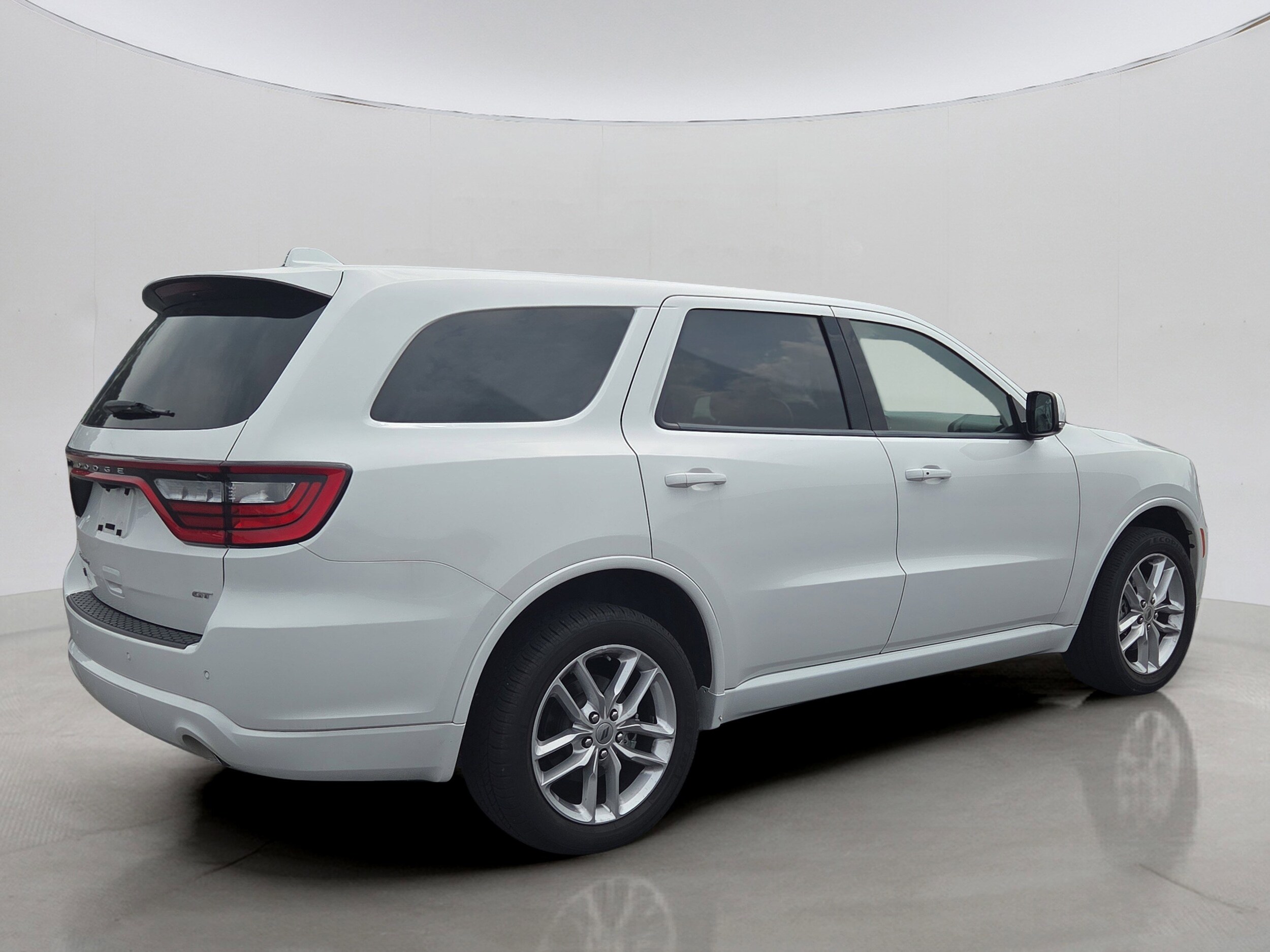 2022 Dodge Durango GT Plus photo 3