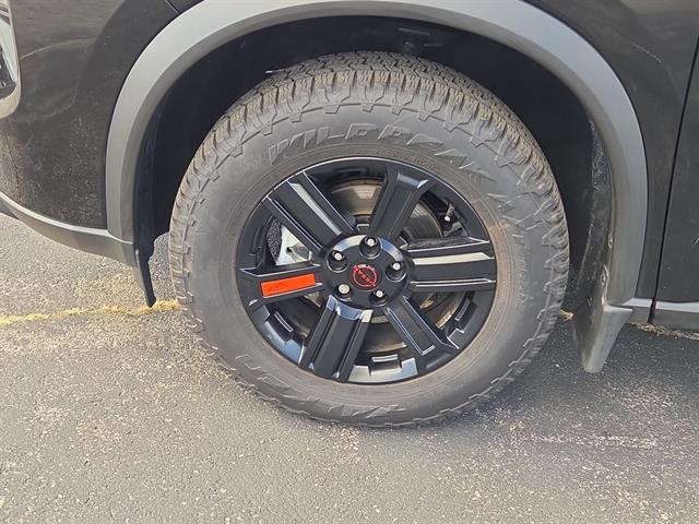 2025 Nissan Rogue AWD photo 2