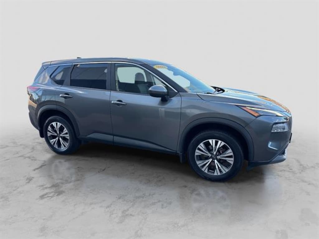 Used 2022 Nissan Rogue SV