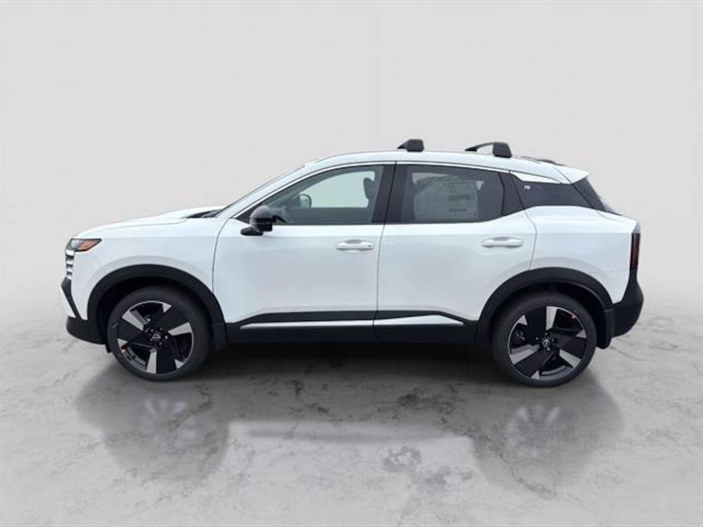 New 2026 Nissan Kicks SR SUV