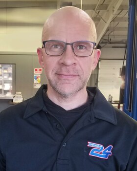 Staff member Jonathan Delcolle from ID_443b3600b15c