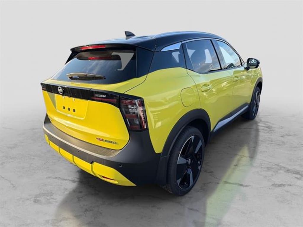 New 2026 Nissan Kicks SR SUV