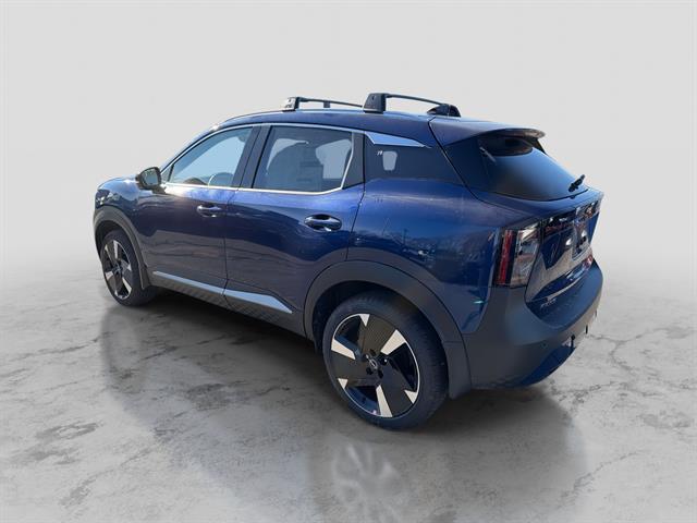 2026 Nissan Kicks SR photo 3