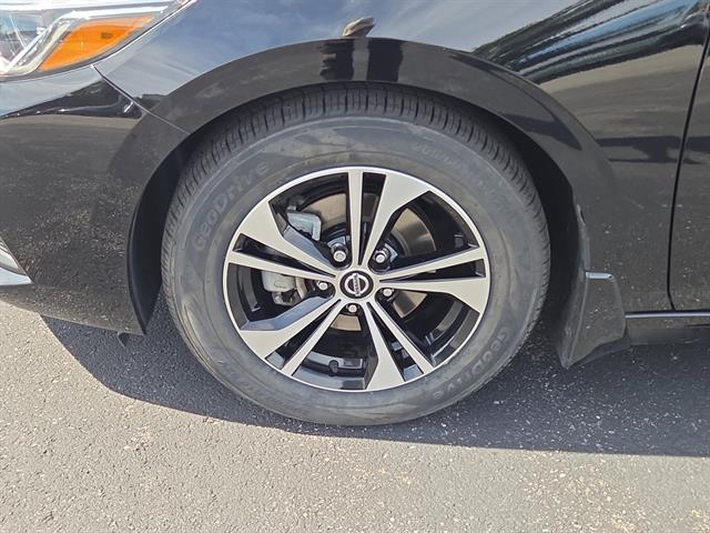 2022 Nissan Sentra SV photo 2