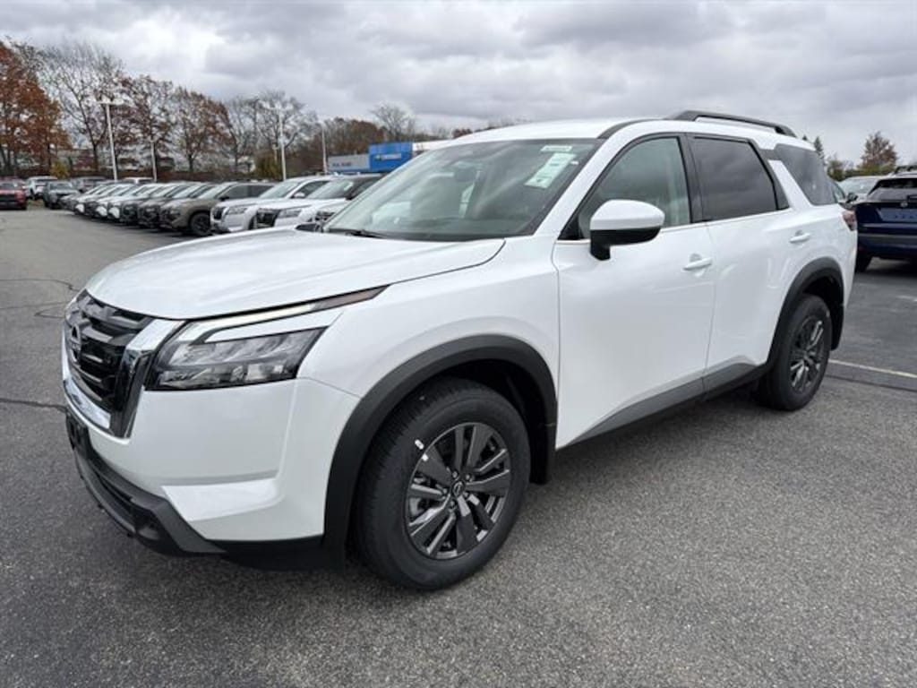 New 2025 Nissan Pathfinder SV SUV