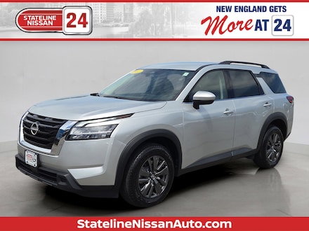 2022 Nissan Pathfinder SV SV 4WD