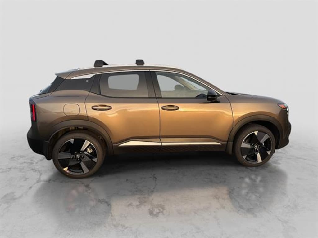 New 2026 Nissan Kicks SR SUV