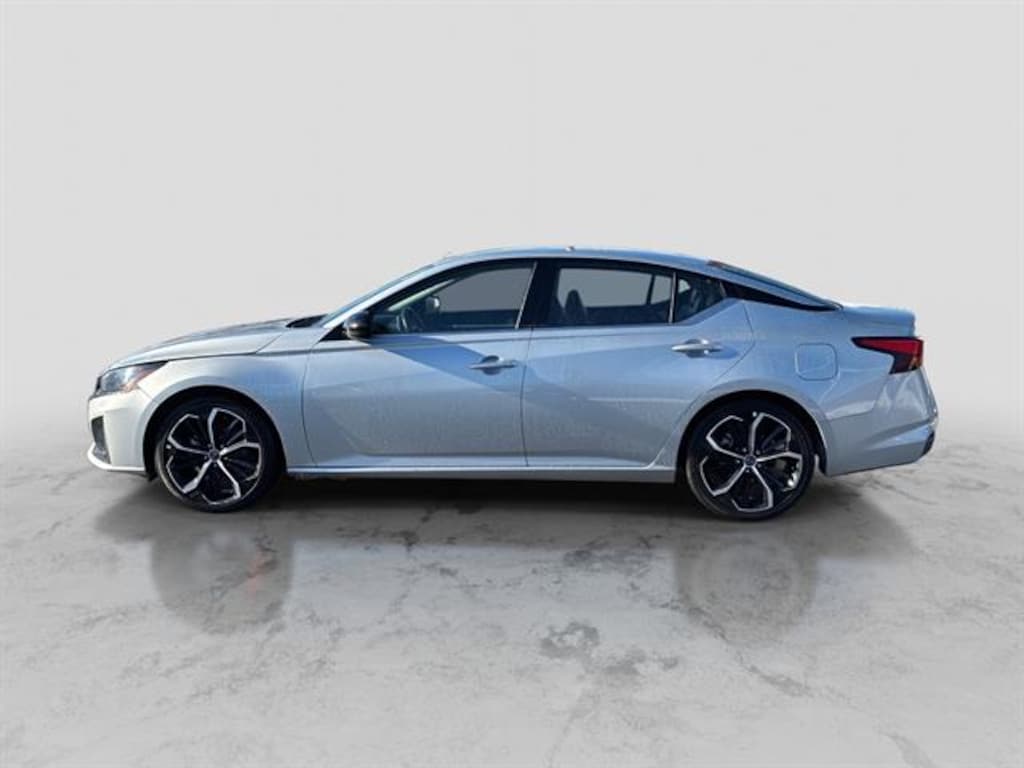 Certified 2024 Nissan Altima 2.5 SR