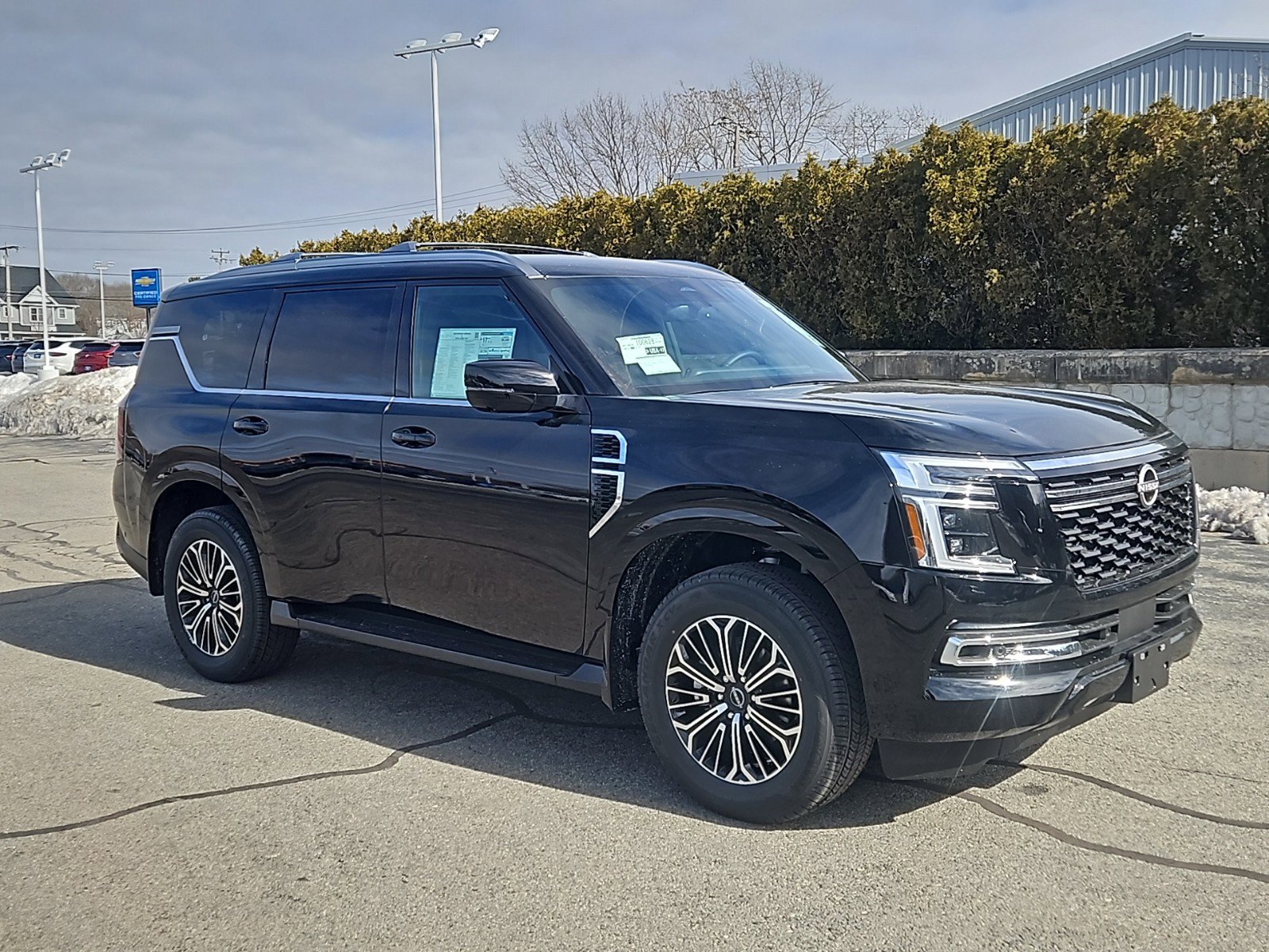 2025 Nissan Armada SL photo 2