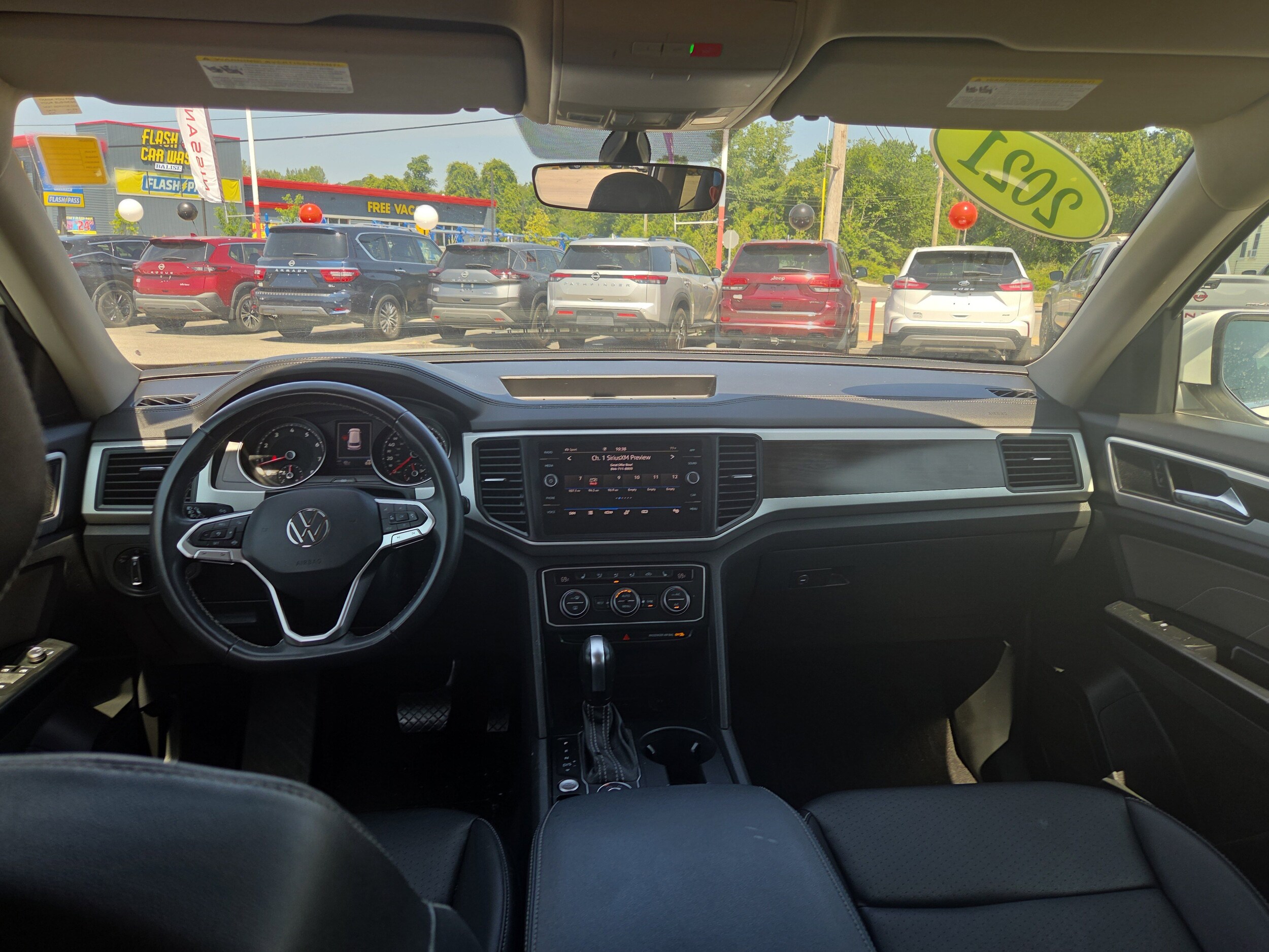 2021 Volkswagen Atlas V6 SE Technology photo 2