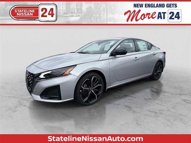 2025 Nissan Altima SR's photo