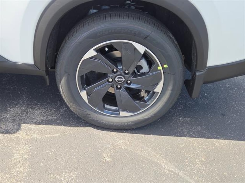 New 2026 Nissan Rogue SV SUV