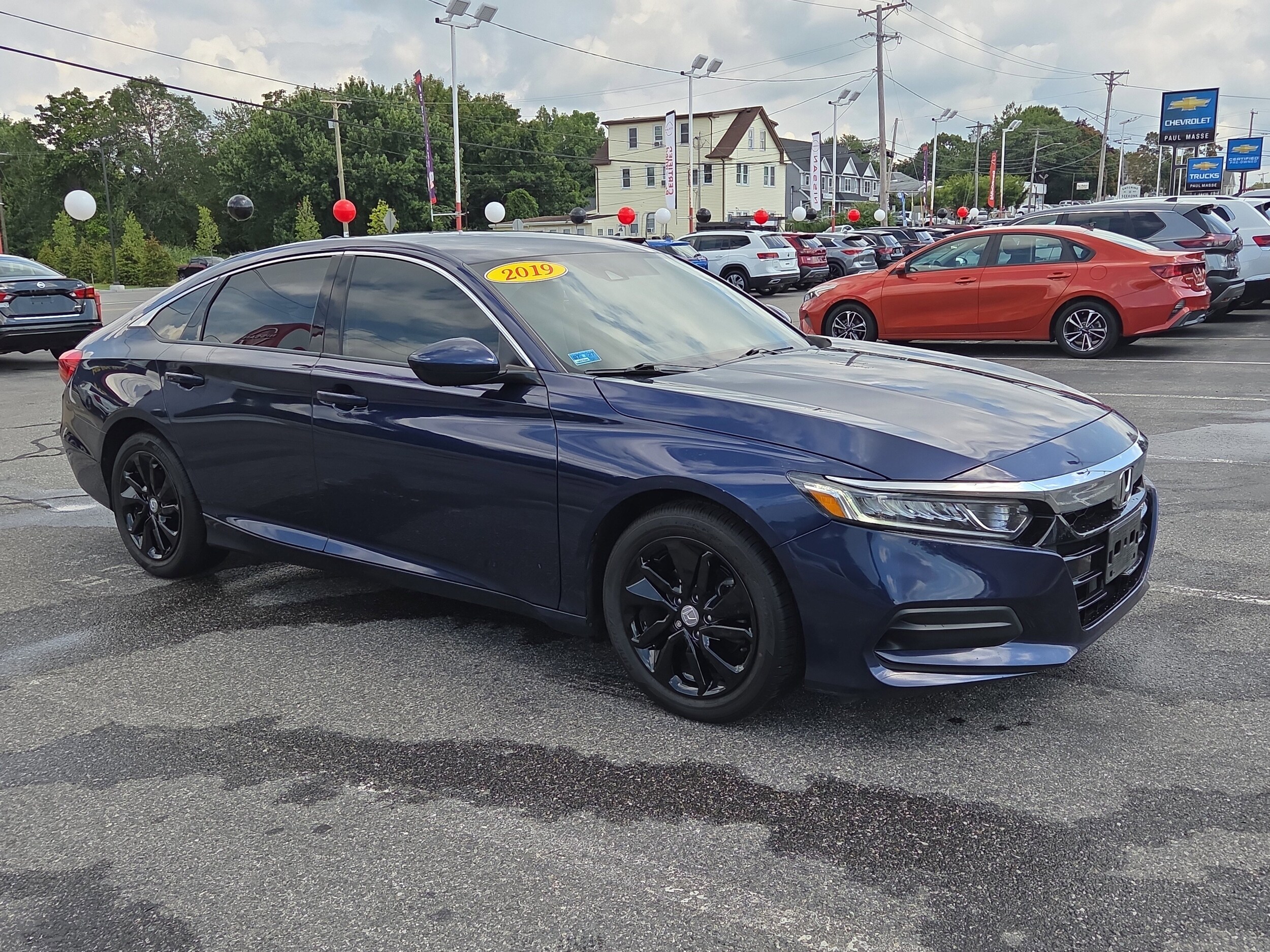 2019 Honda Accord LX 1.5T photo 2
