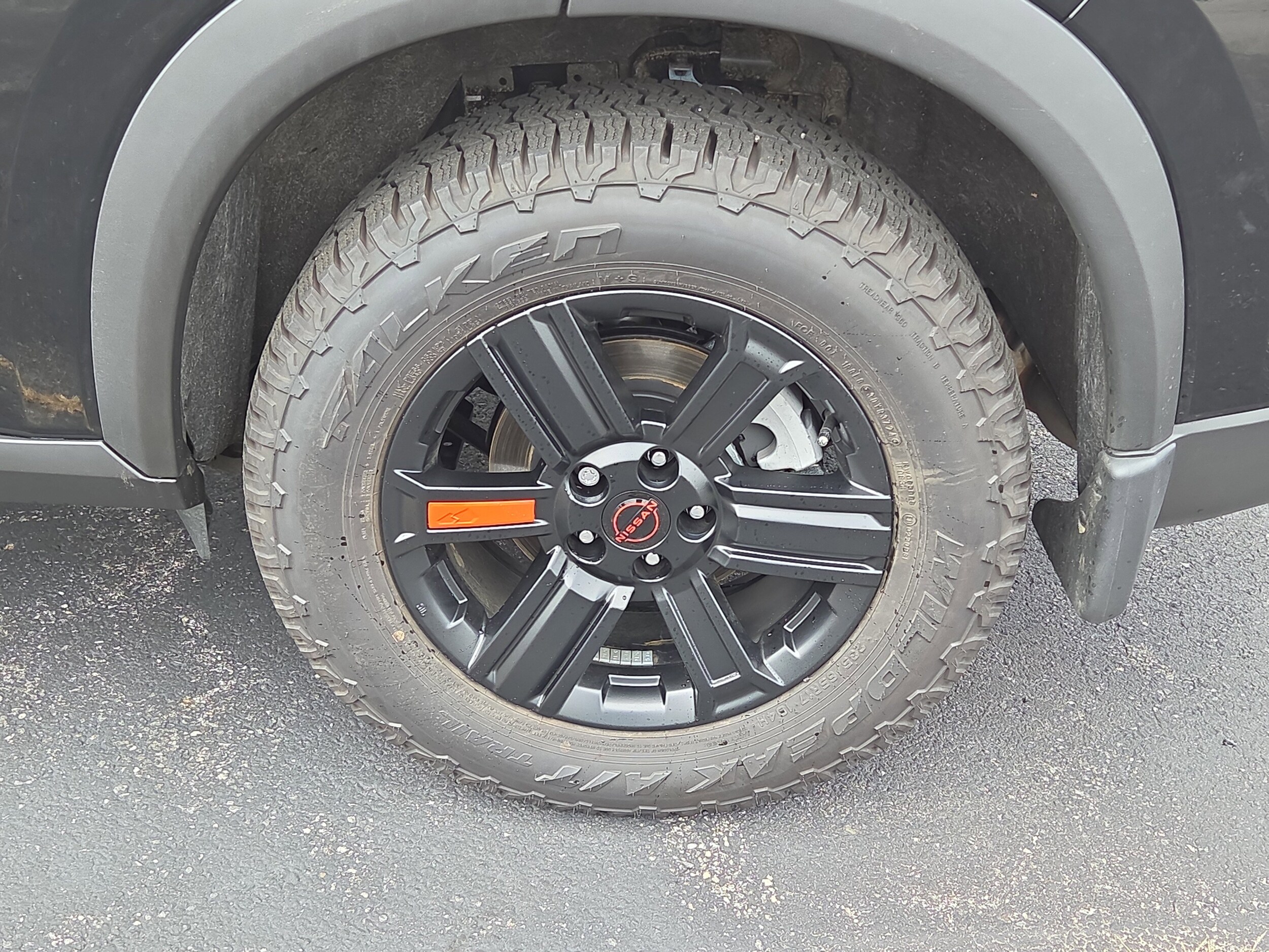 2025 Nissan Rogue AWD photo 3
