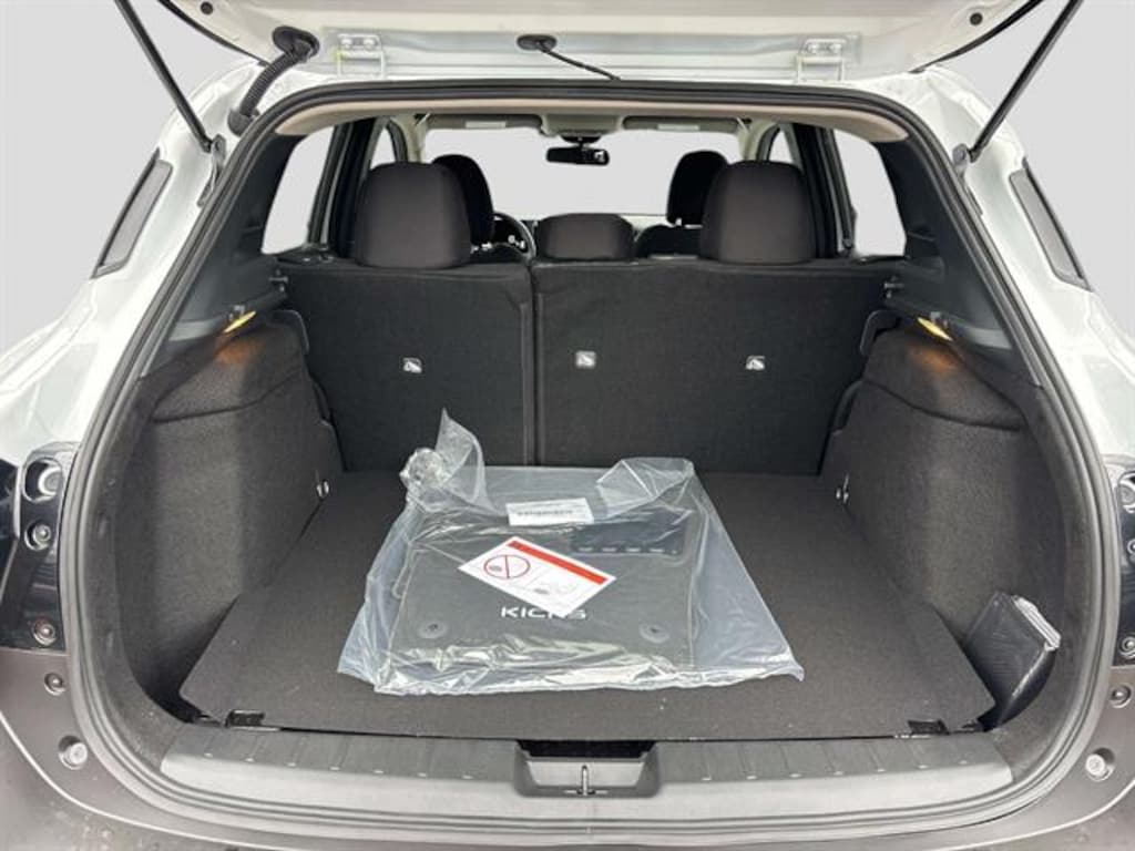 New 2026 Nissan Kicks SV SUV