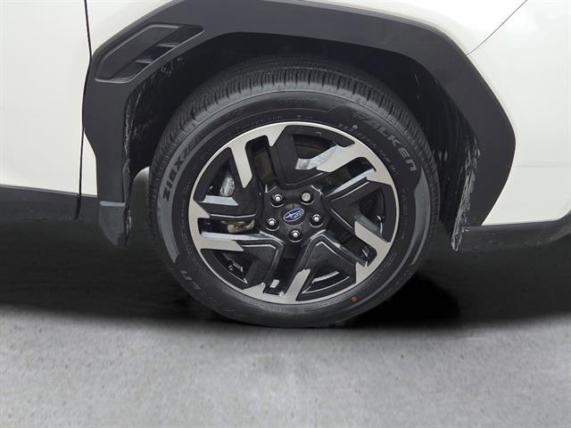 2025 Subaru Forester Limited photo 3