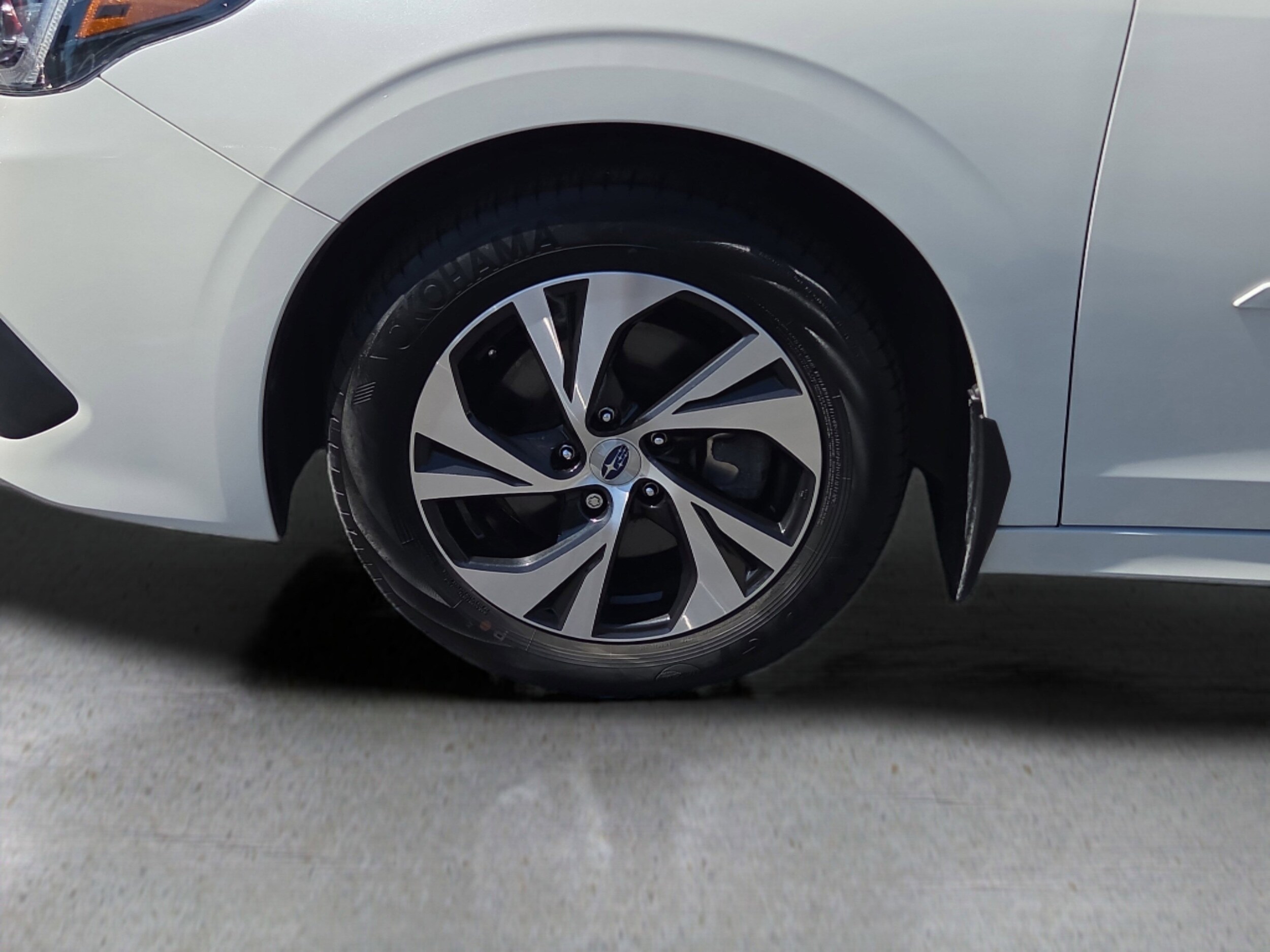 2022 Subaru Legacy Premium photo 2