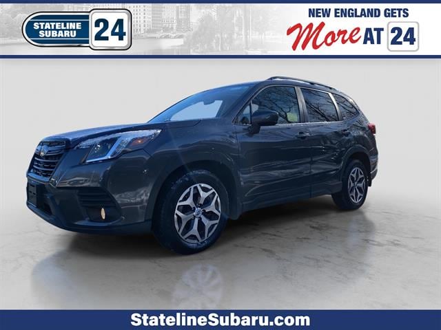 2023 Subaru Forester Premium's photo