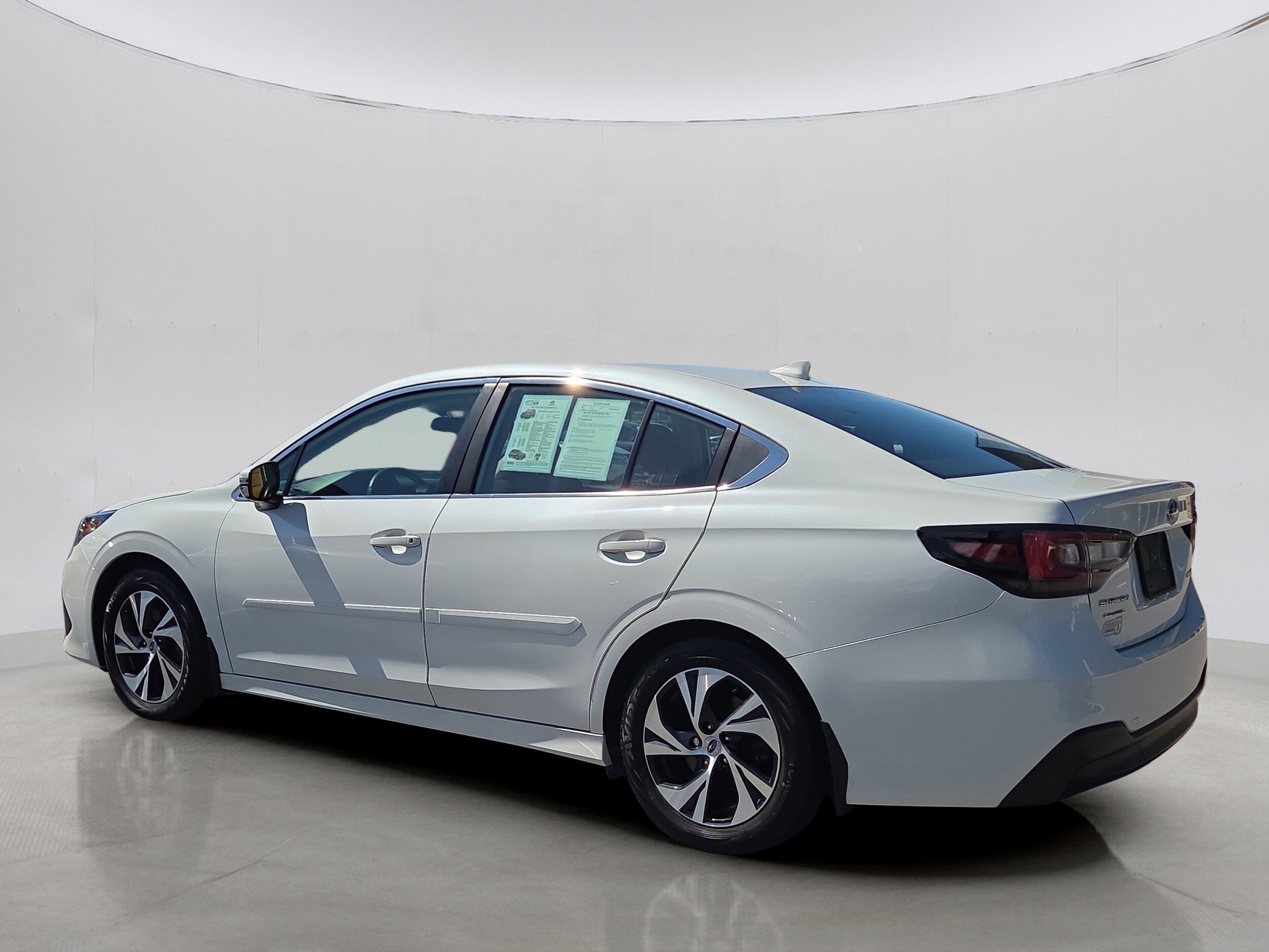2022 Subaru Legacy Premium photo 4