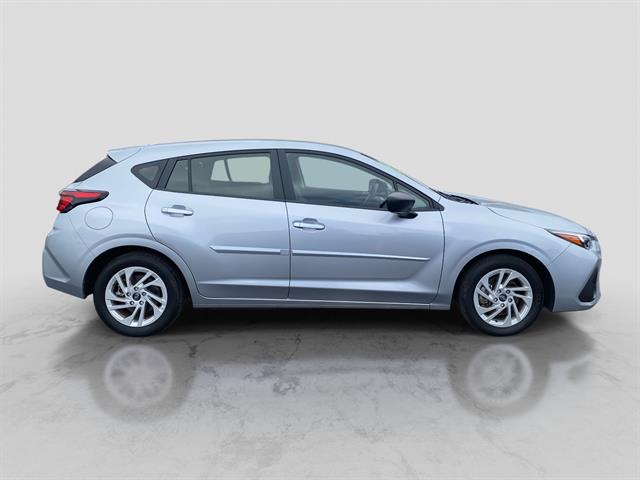 2024 Subaru Impreza Base photo 3